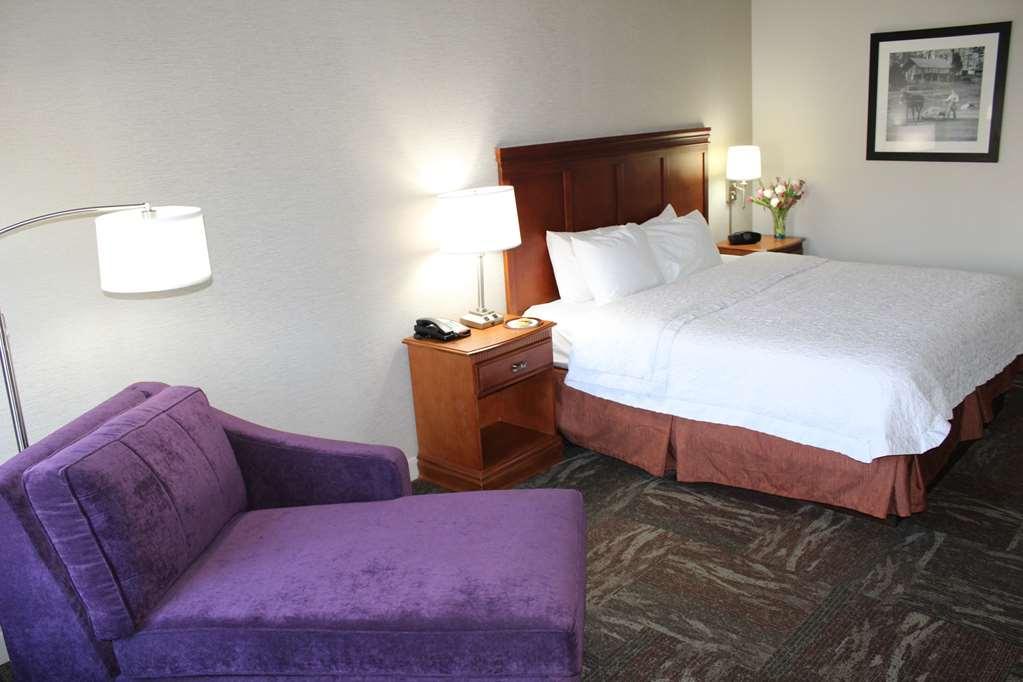Hampton Inn Oak Ridge Knoxville Room photo