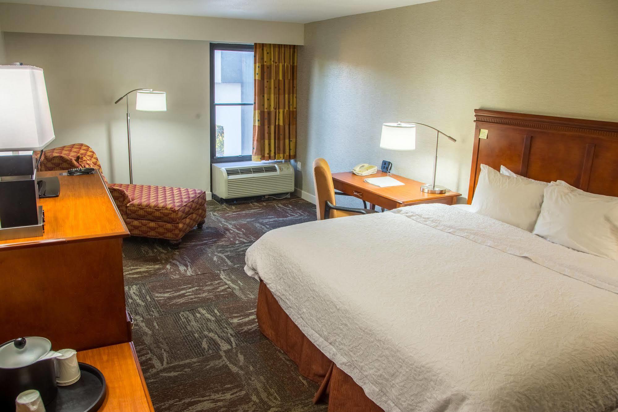 Hampton Inn Oak Ridge Knoxville Exterior photo
